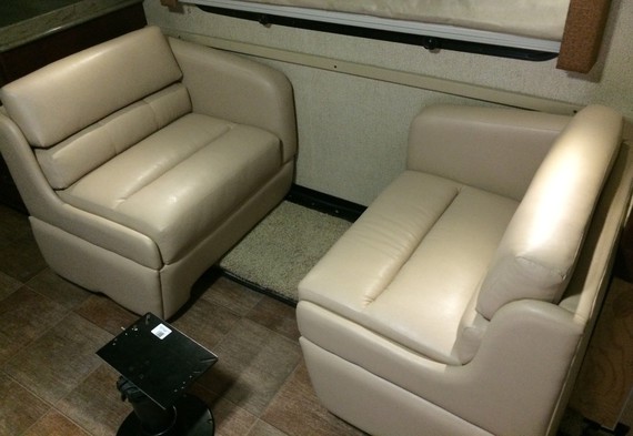 RV FURNITURE, MOTORHOME FURNITURE, RV DINETTE, MOTORHOME DINETTE