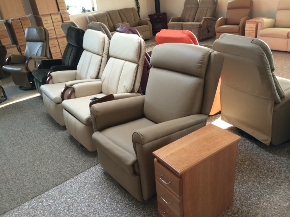 Lambright Comfort Chairs, Lazy Relaxer Recliner, Lambright RV Wallhugger, Lambright RV furniture, Lambright Motorhome Furniture, Lambright RV recliners. Lambright RV seating