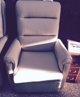Lambright Comfort Chairs, Lazy Relaxer Recliner, Lambright RV Wallhugger, Lambright RV furniture, Lambright Motorhome Furniture, Lambright RV recliners, Lambright RV seating