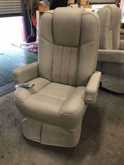 RV CAPTAINS CHAIRS, VILLA CAPTAINS CHAIRS, FLEXSTEEL CAPTAINS CHAIRS