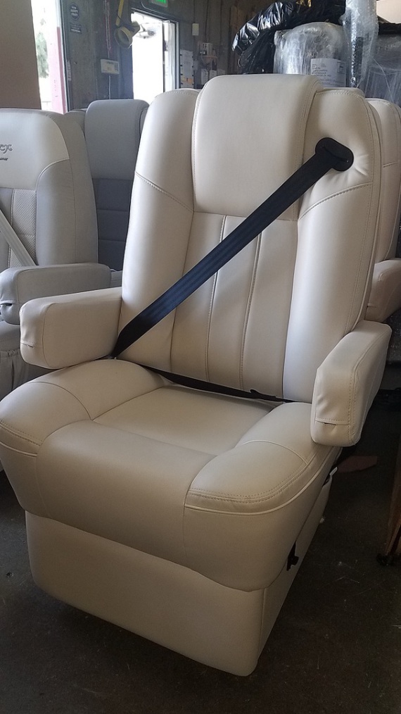 Villa Captains Chair, Flexsteel Captain Chair, RV Furniture, Flexsteel RV Furniture